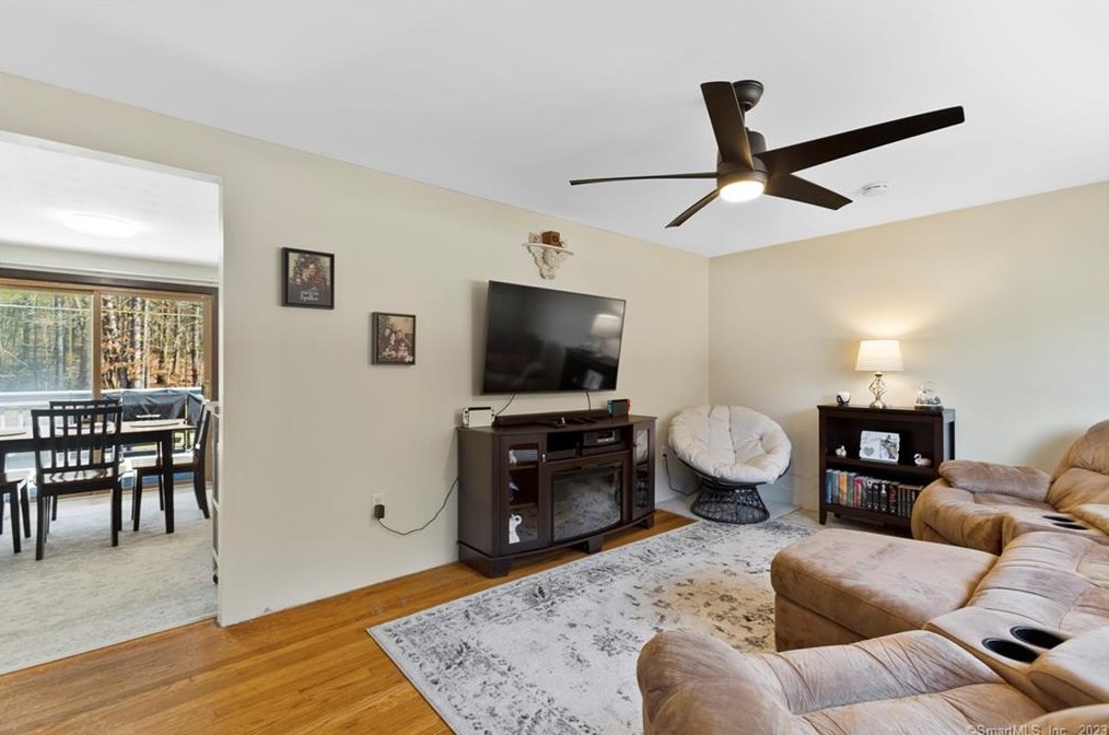 384 Crystal Lake Rd, Tolland CT  06084-2101 exterior
