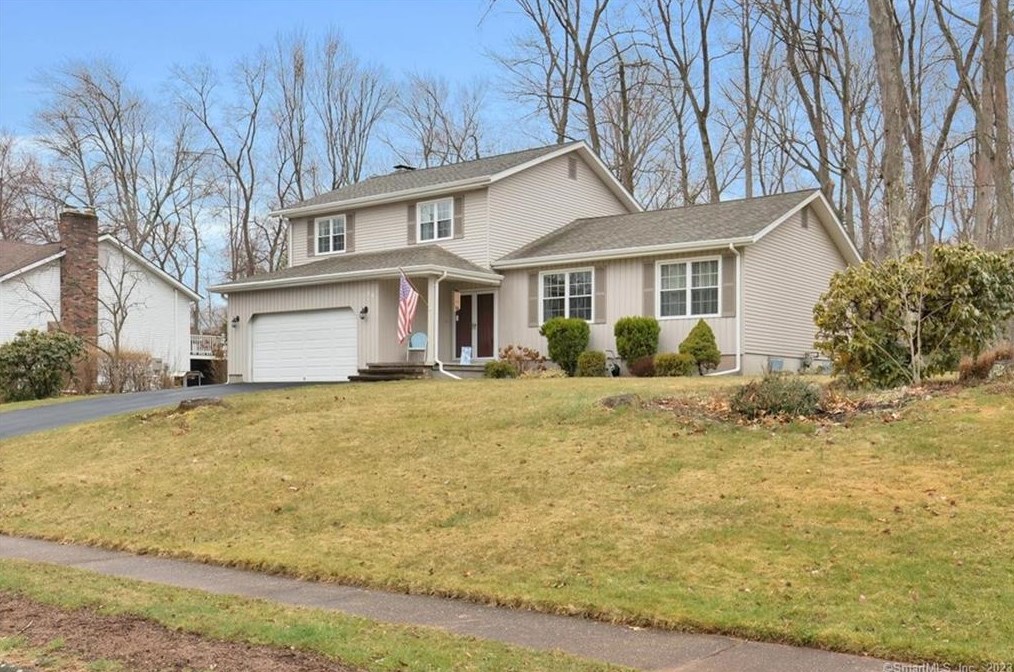 26 W Ridge Rd, Southington, CT 06489