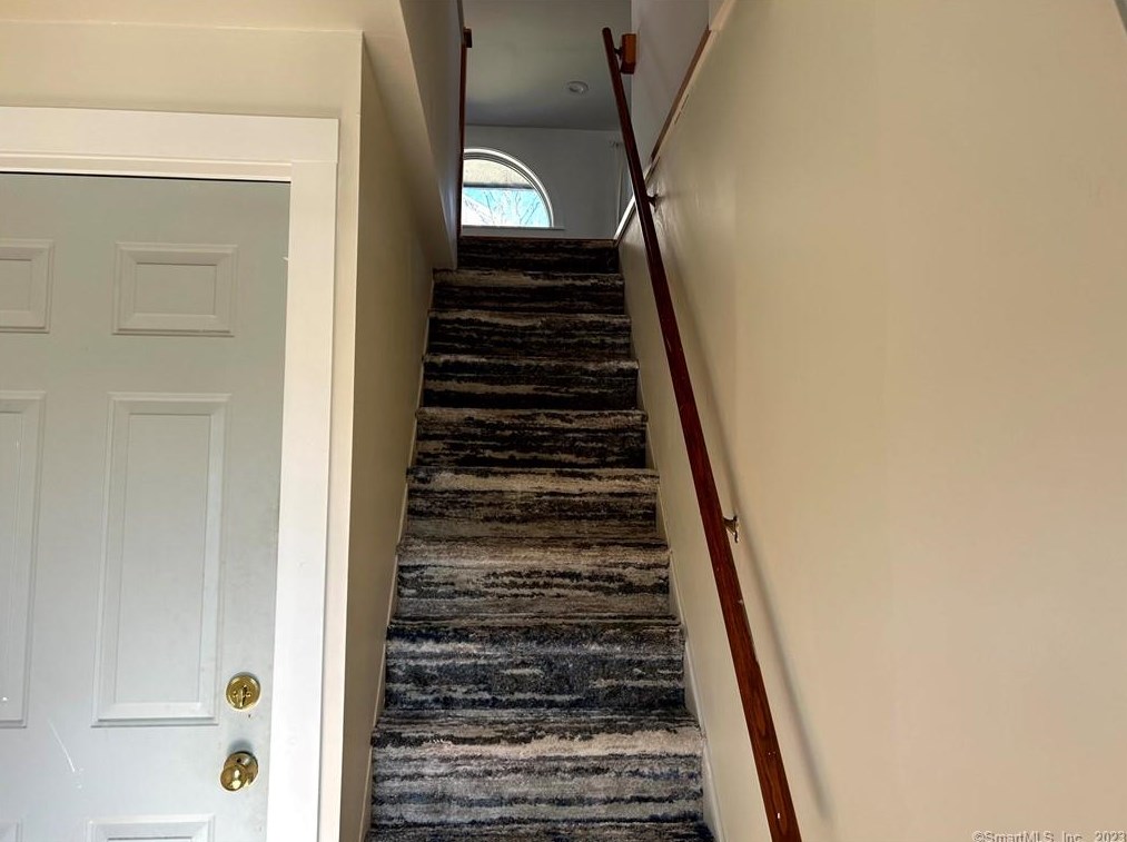 51 Franklin St #5, United States Coast Guard Ac, CT 06320