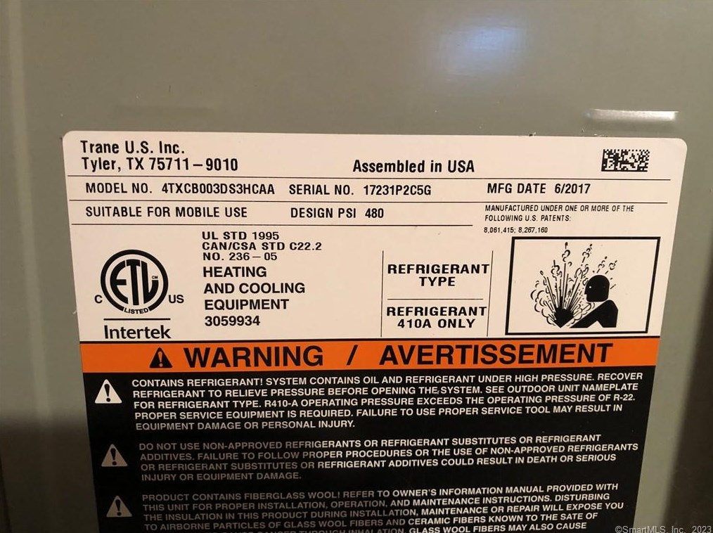 66 Rosemary Ln, Hartford CT 06111-1839 exterior