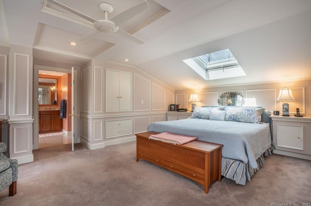 17 Mtn Ter Rd, Hartford CT 06107-1531 exterior