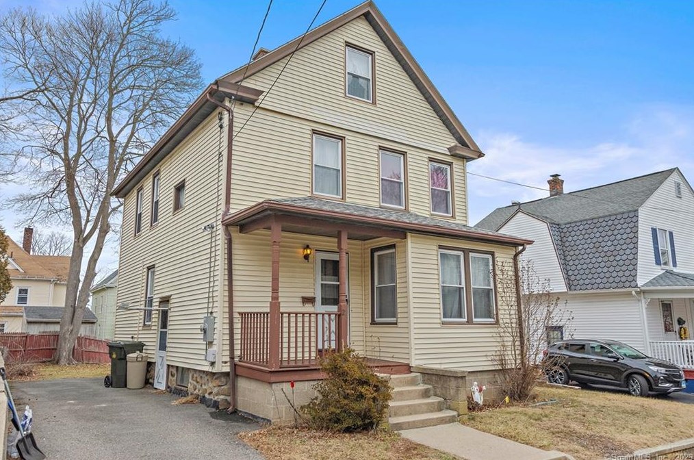 21 Avery Ct, United States Coast Guard Ac, CT 06320