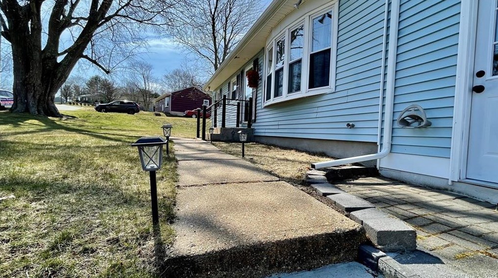 43 Orchard, Uncasville, CT 06382