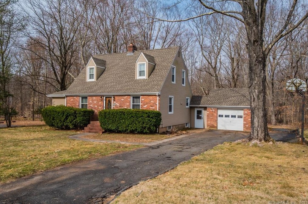 58 Blatchley, Southington, CT 06489