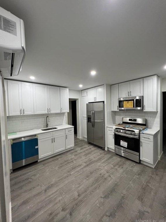 134 Monroe St #2nd Fl, Bridgeport, CT 06605