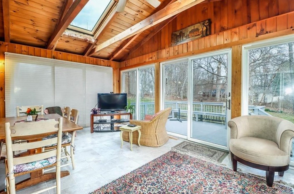 28 Meetinghouse Ter, Northville CT  06776-5118 exterior