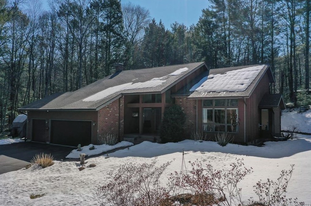 130 Lair Rd, New Hartford, CT 06057