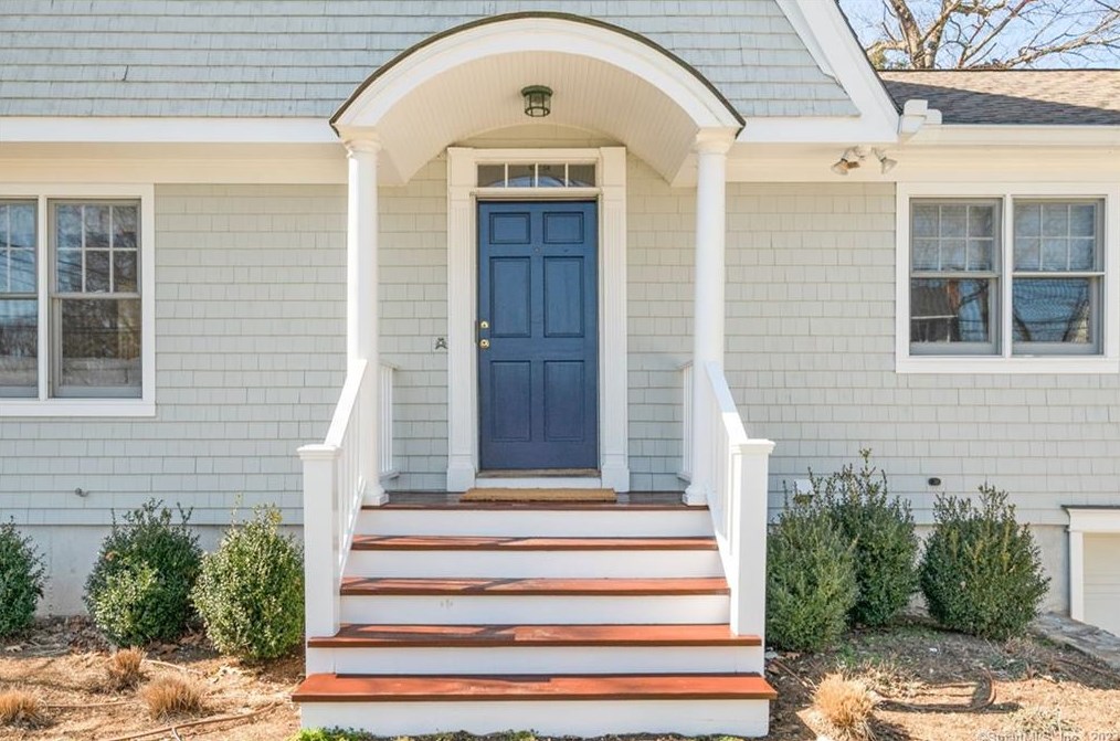 6 Old Field Pl, Norwalk, CT 06853