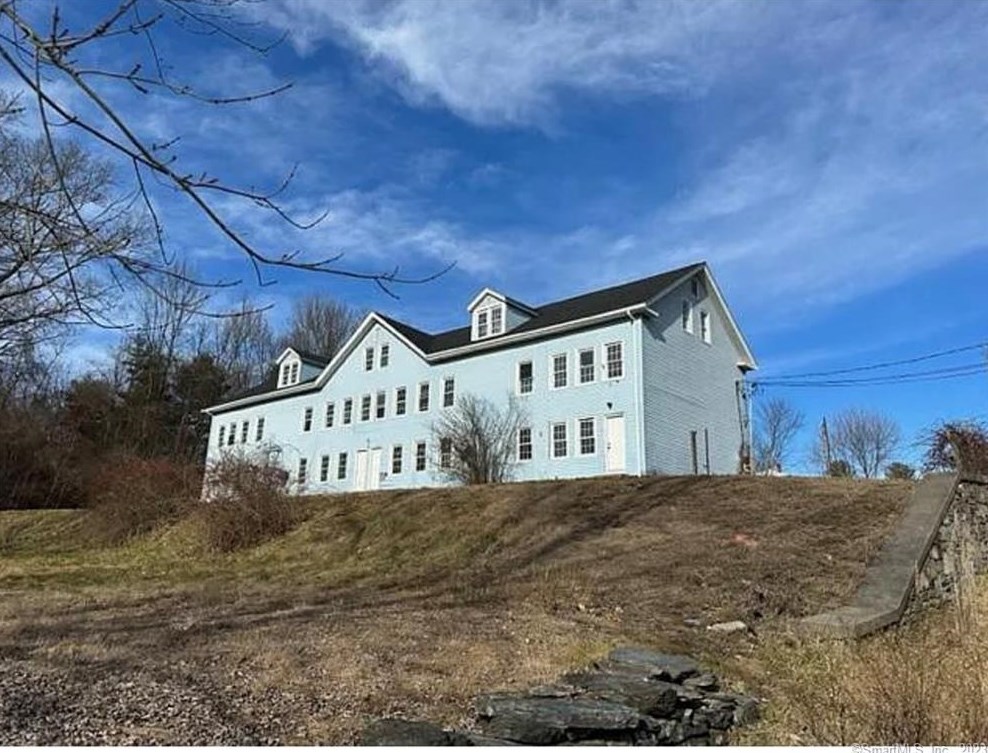 715 Riverside Dr, Fabyan, CT 06255