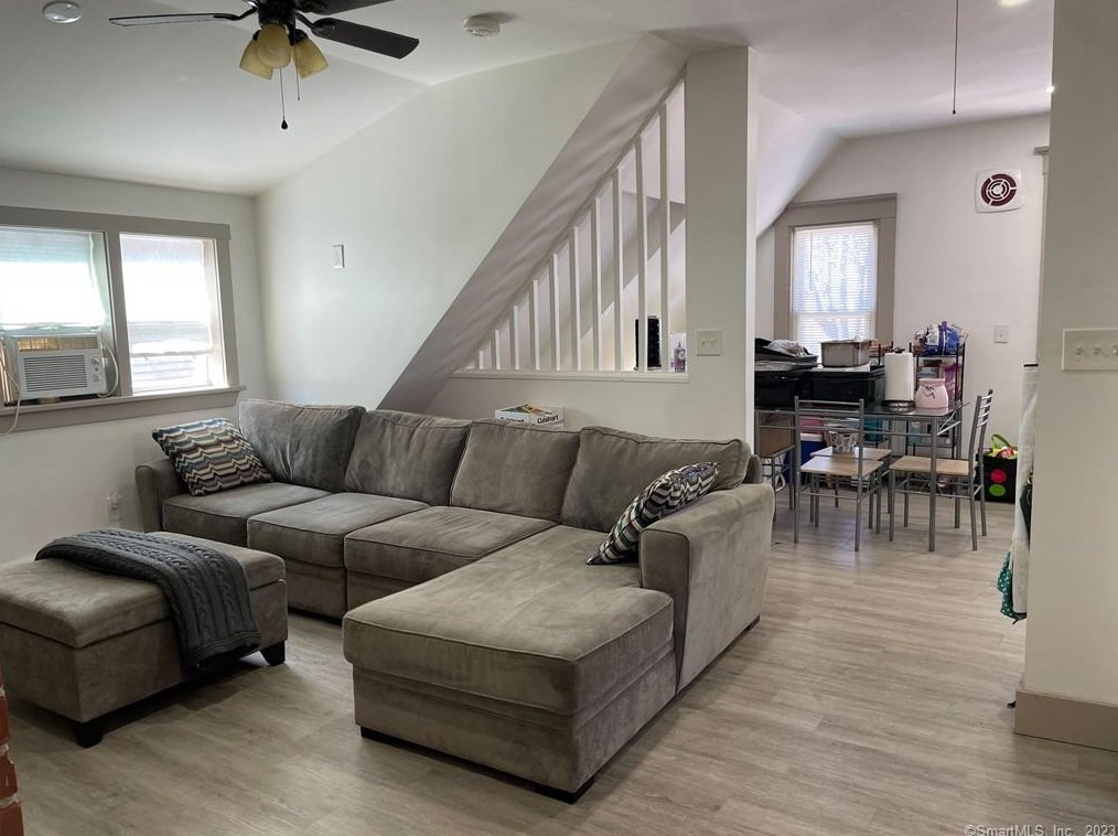 40 Pendleton St, New Haven, CT 06511-4039