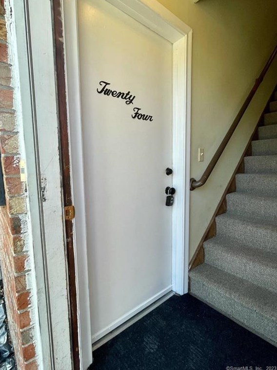 114 S Washington St #24, Plainville, CT 06062