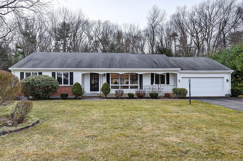 183 Worthington Rd, Glastonbury, CT 06033