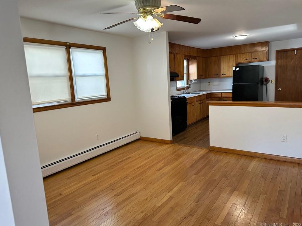 326 Grovers Ave, Bridgeport, CT 06605