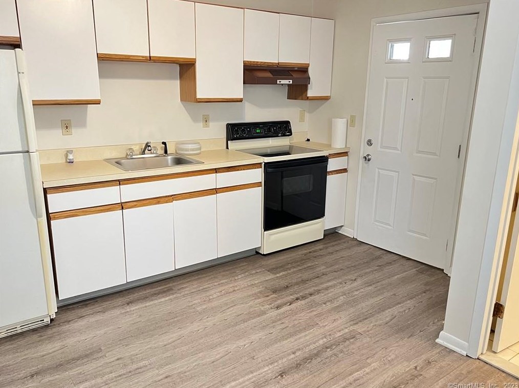 307 Washington Ave #1, Waterbury, CT 06708