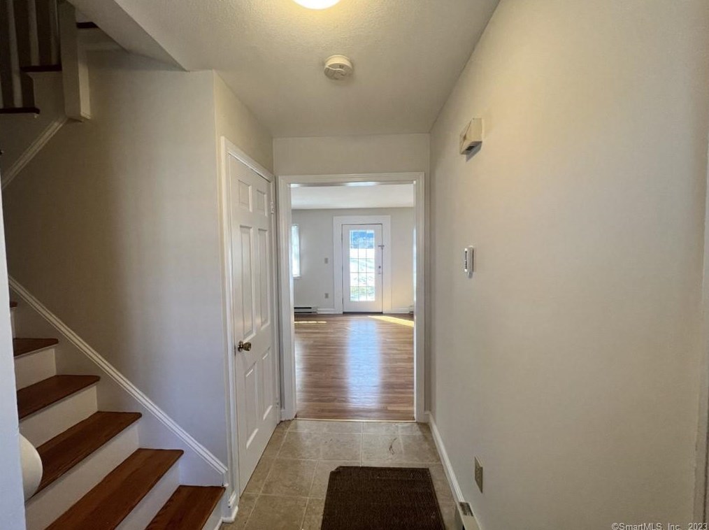 503 Maple Ave #503, Cheshire, CT 06410