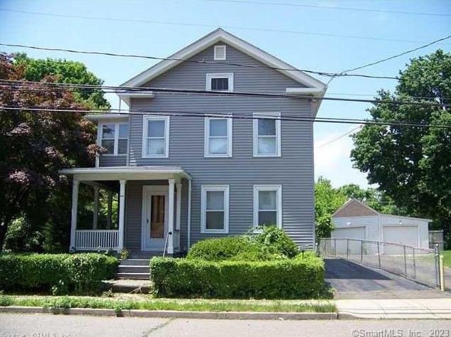 150 Franklin St, Meriden, CT 06450-3305