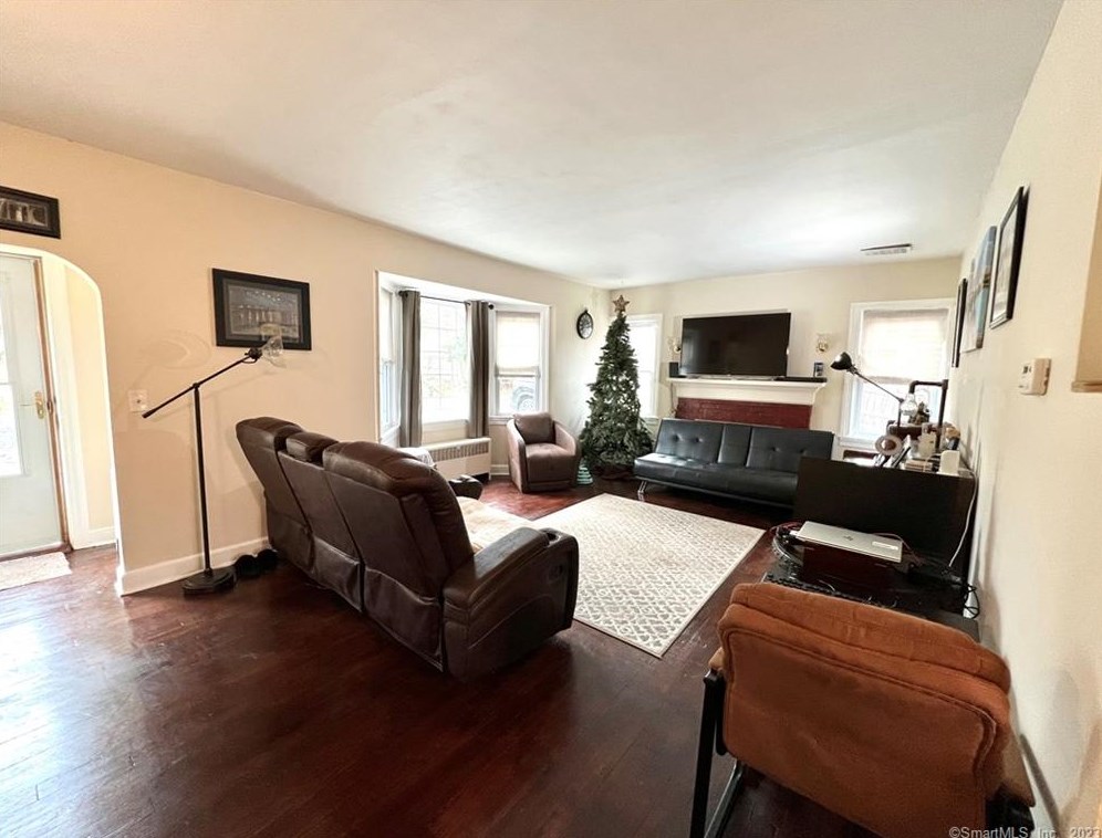 1 Randall Pl, Portland, CT 06480