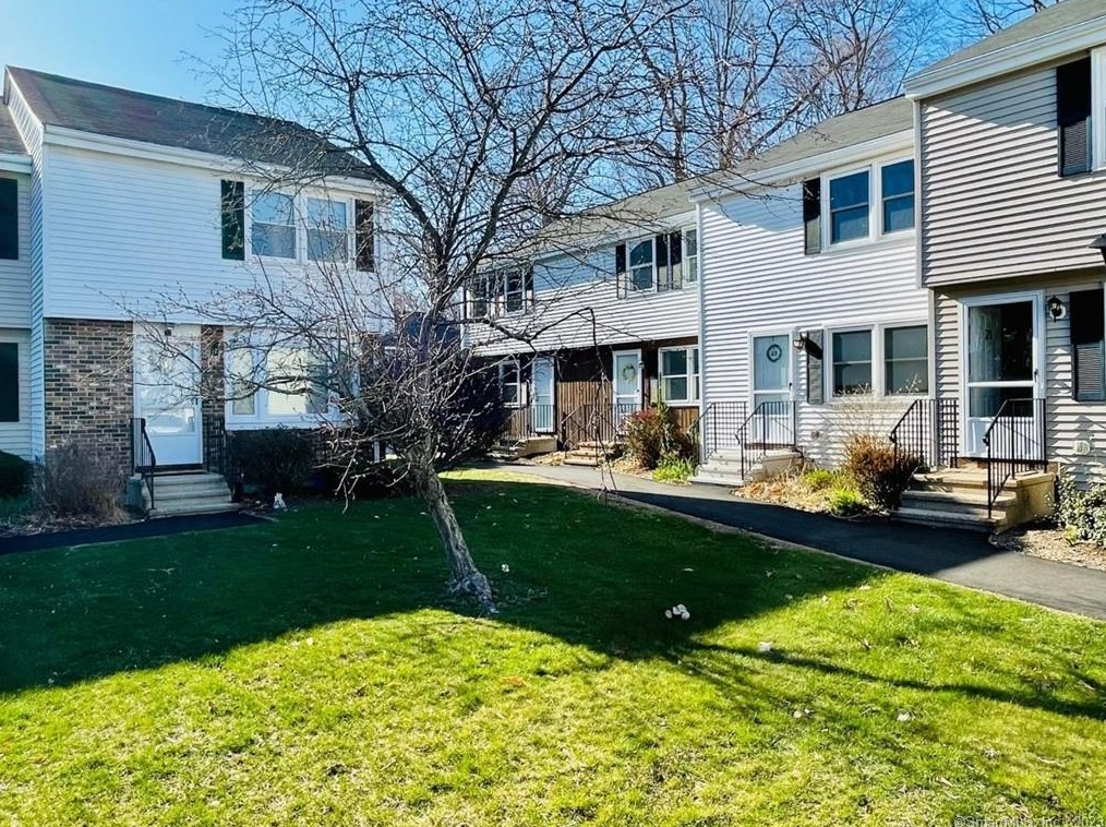 25 Allspice #25, Glastonbury, CT 06033