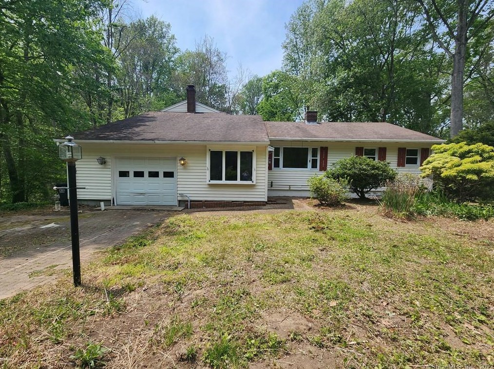 26 Terry Rd, Gales Ferry, CT 06335