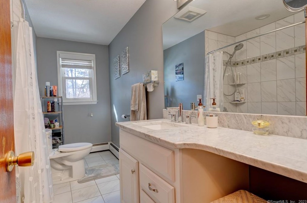 44 Woodland Rd, Rocky Hill CT  06067-2616 exterior