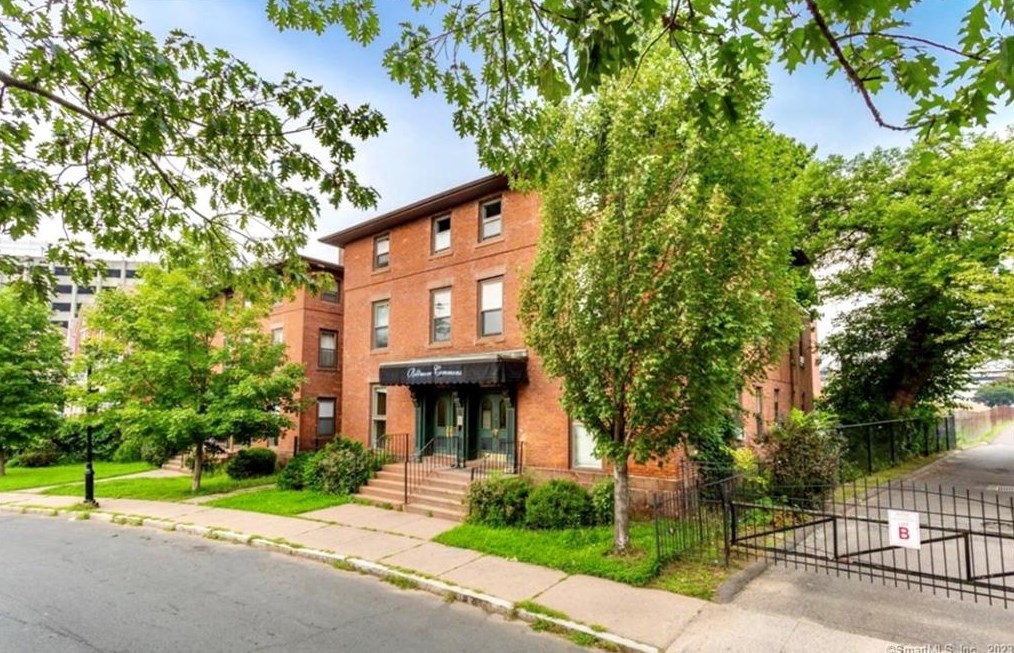64 Morris St #301, Hartford, CT 06114