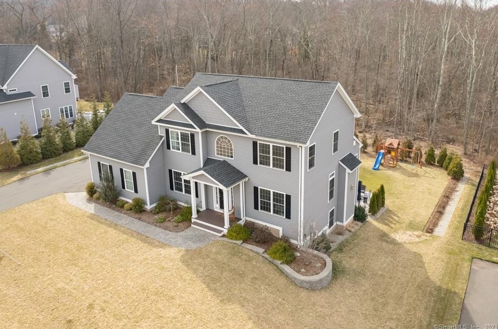 95 Steeplechase Dr, Southington, CT 06489