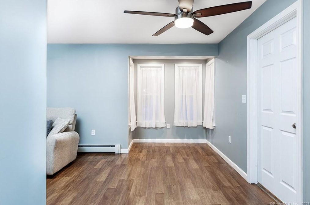 11 Phillips St, Plainfield CT  06374-1024 exterior