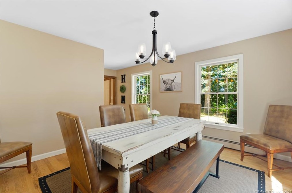 7 Silver Birch Ln, Clinton CT  06413-1174 exterior