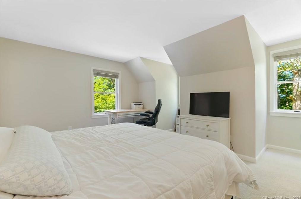 7 Silver Birch Ln, Clinton CT  06413-1174 exterior