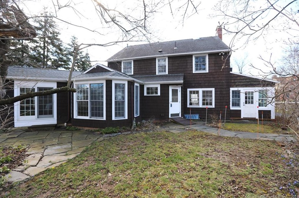 32 Linnard Rd, Hartford, CT 06107-1232