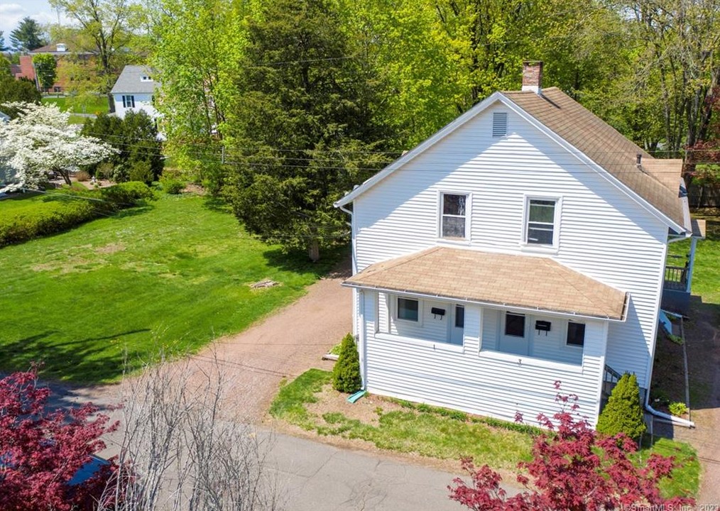 1 Mcdonald Ave, Cromwell, CT 06416-2116