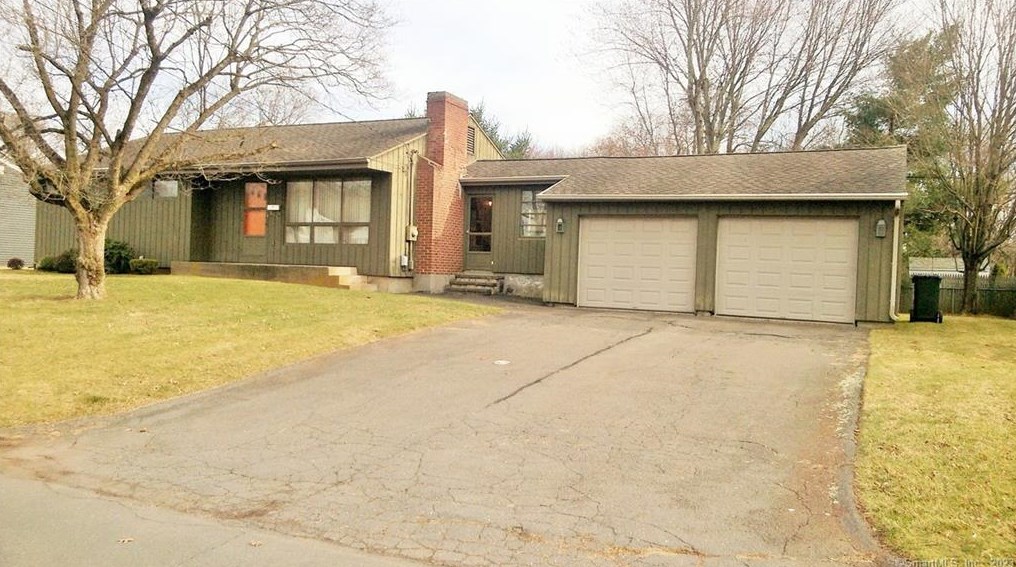 43 Pine St, Hartford CT  06108-2741 exterior