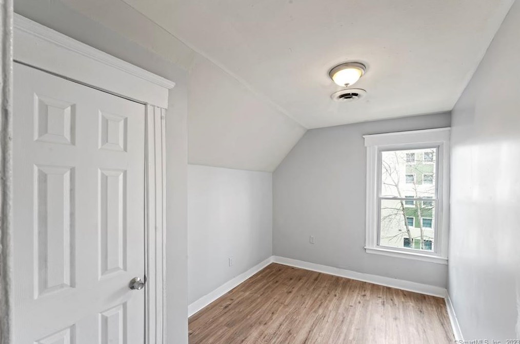 269 Ivy St, New Haven CT  06511-1738 exterior