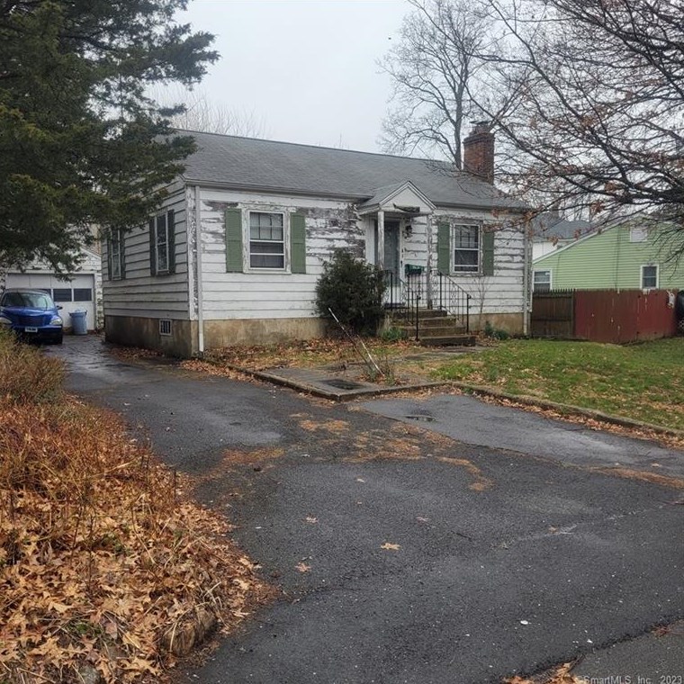 8 Poplar St, Norwalk, CT 06855