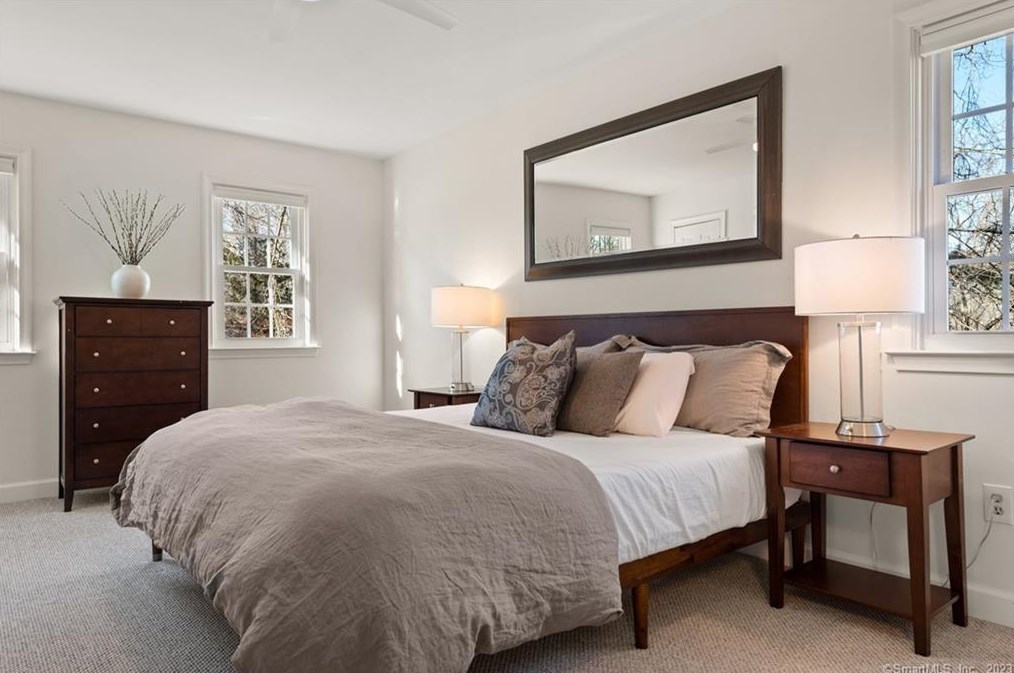 183 Highridge Rd, Avon CT  06001-3257 exterior