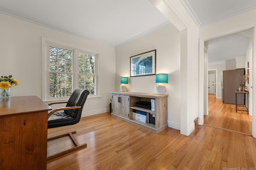 183 Highridge Rd, Avon CT  06001-3257 exterior