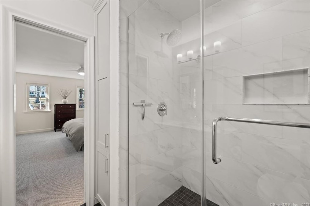 183 Highridge Rd, Avon CT  06001-3257 exterior