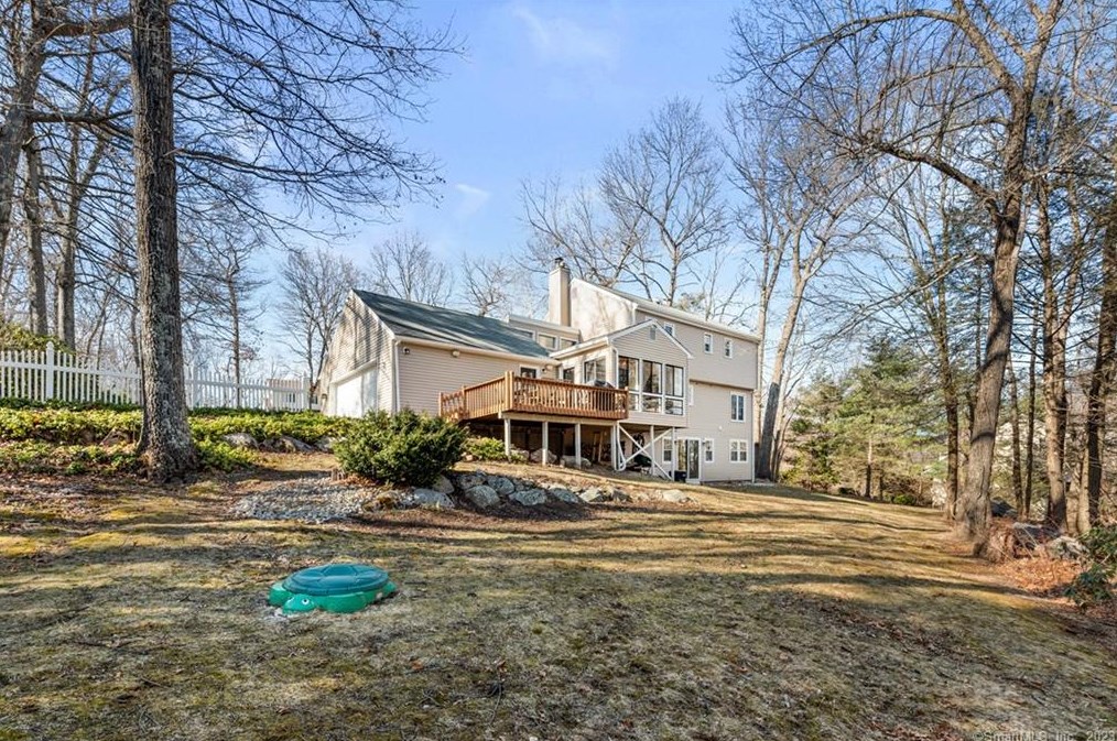 183 Highridge Rd, Avon, CT 06001