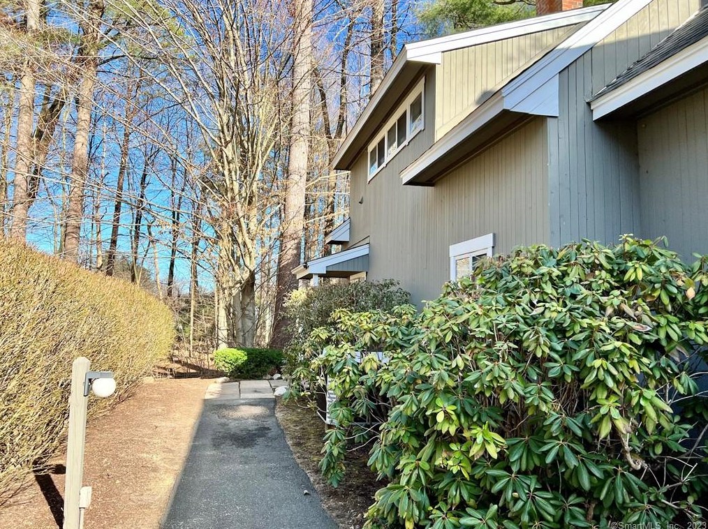 16 Partridge Ct Unit 16, Simsbury, CT