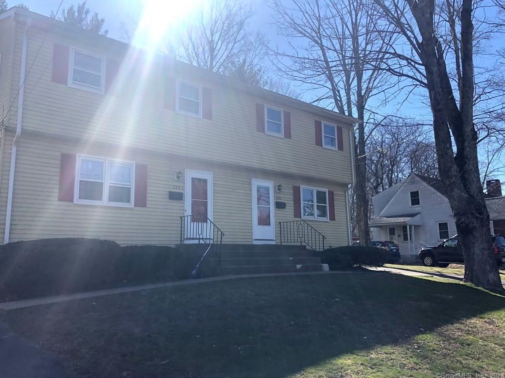 122 Mather St, Manchester, CT 06042