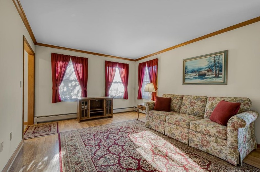 170 Mount Fair Dr, Watertown CT  06795-1670 exterior