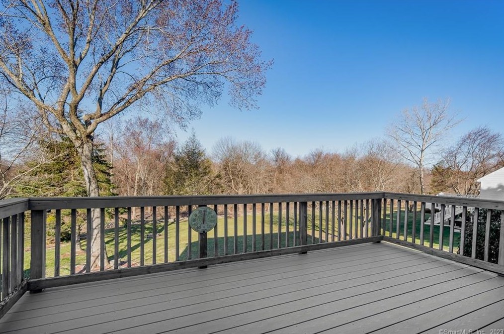 170 Mount Fair Dr, Watertown CT  06795-1670 exterior