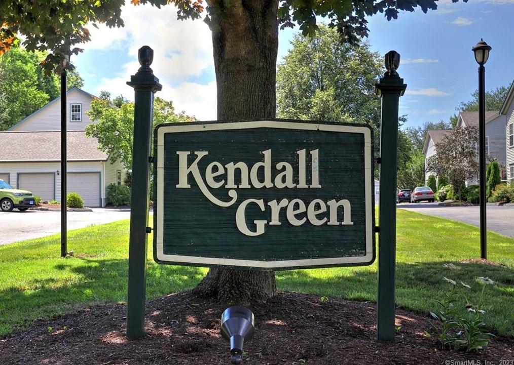 10 Kendall Green #10, Milford, CT 06461