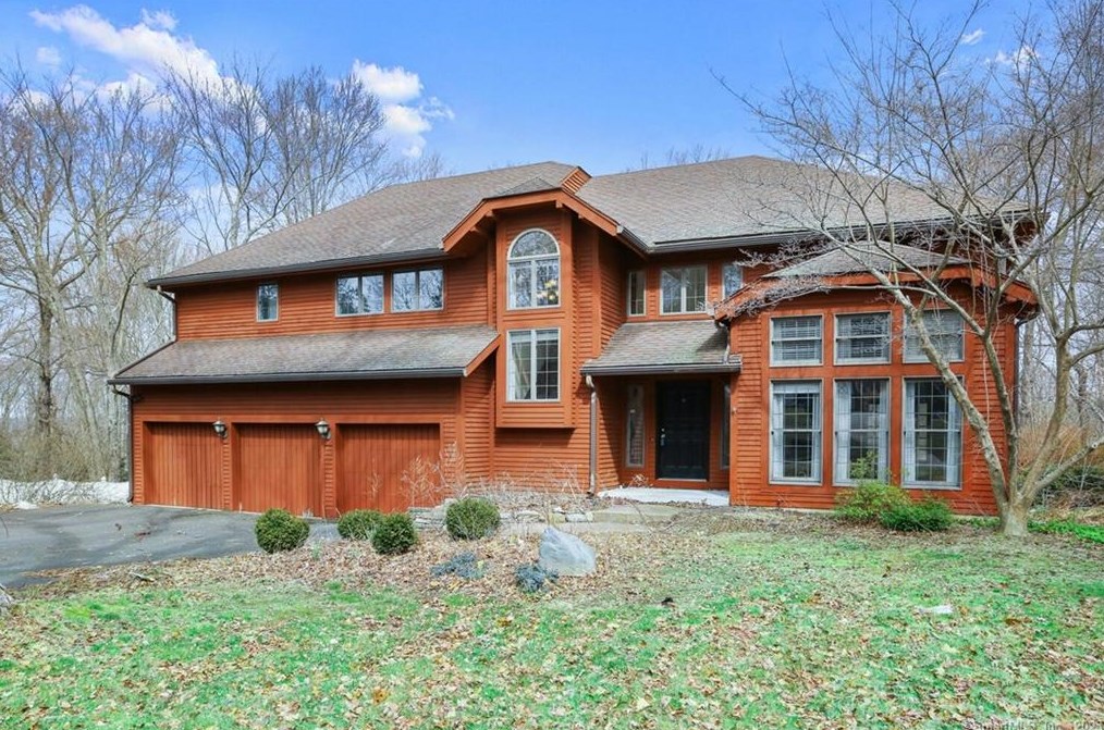 58 Old Farms Rd, South Glastonbury, CT 06073