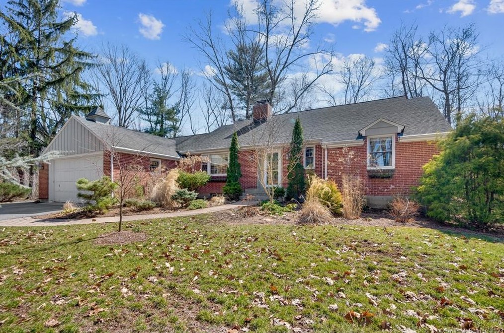 231 Foote, South Glastonbury, CT 06073
