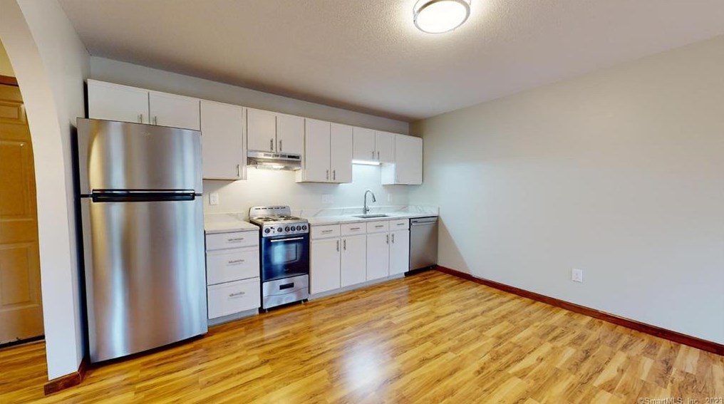 24 West Rd #34, Ellington, CT 06029