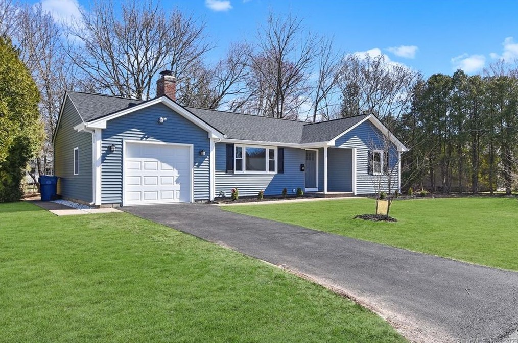 32 Sterling Dr, Kensington, CT 06037
