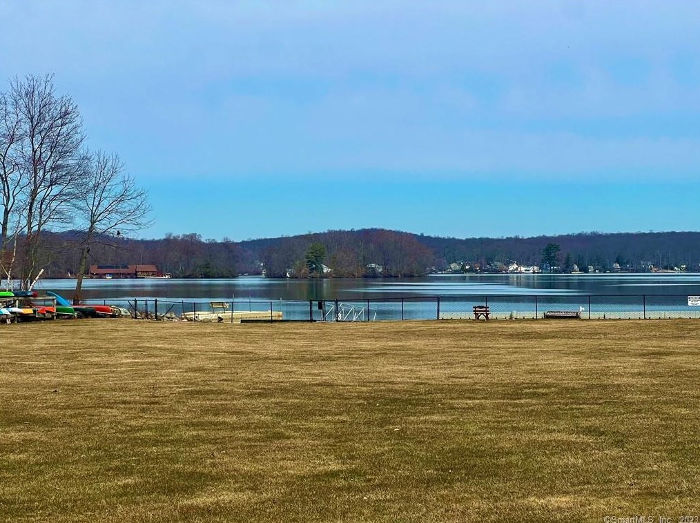 54 Mallard Cove #54, East Hampton, CT 06424
