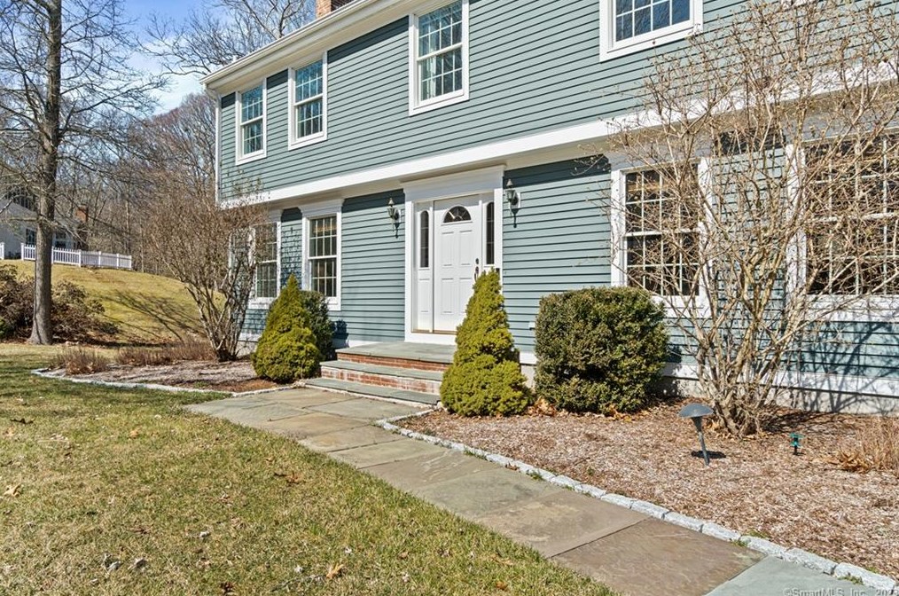 19 Swanswood, Lyme, CT 06371