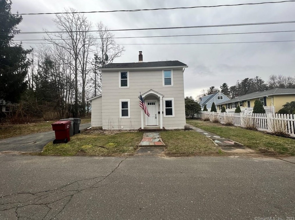 16 Sheffield Ln, Union City, CT 06770